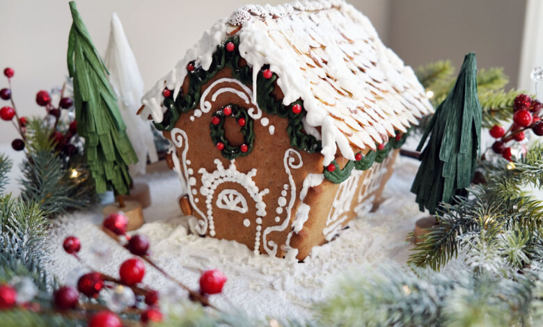 Gingerbread House Kit